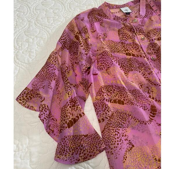 Cabi #5711 Minx Leopard Button-Down Blouse Flutter / Bell Sleeve Sheer Pink Sz M - Picture 5 of 9